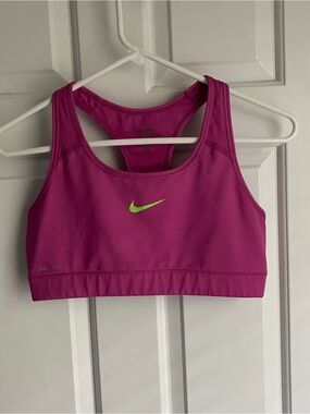 Nike Pro Dri Fit Sports Bra Pink M